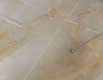 通渭瓷砖空鼓维修公司分享粘合剂选择不当在瓷砖铺贴过程中可能导致以下问题